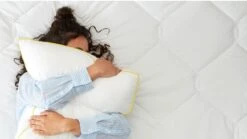 Nieuwe uitgaven -Bedden Verkoopwinkel Hoofdkussen Silvana Comfort Geel 1